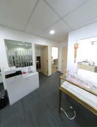 Bukit Batok East Avenue 4 (D23), Factory #620581101